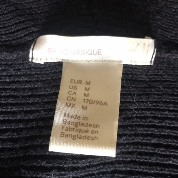 H&M ribbed, knee length waterfall vest - Picture 2 of 3